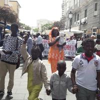 Corteo dei senegalesi