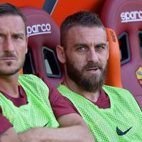 Totti con l'amico De Rossi