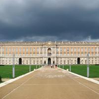 La Reggia di caserta teatro del suicidio di questa mattina