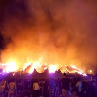 L'incendio che ha bruciato la montagna a Siano