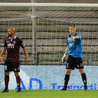 Adamonis in campo con il compagno di squadra Zito