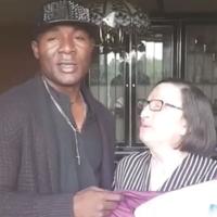 Joseph Minala con Filomena Lamberti