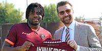 Ikwuemesi Chukwubuikem con il diesse Morgan De Sanctis