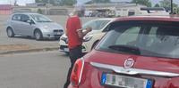 Il ritorno dei parcheggiatori abusivi ieri all'Arechi